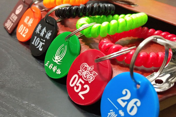 廣告雕刻機(jī)加工的叫號牌 廣告雕刻機(jī)加工的叫號牌