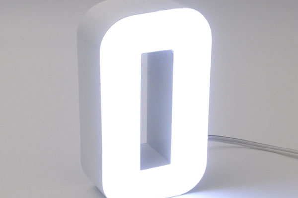 廣告雕刻機(jī)的發(fā)光字 廣告雕刻機(jī)的發(fā)光字