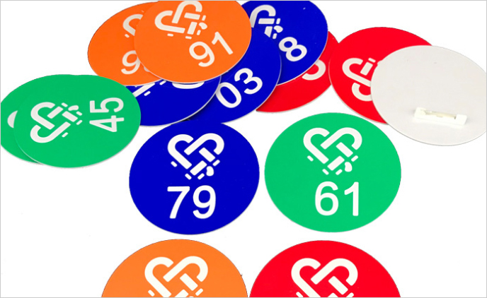 迷你字雕刻機切割的號碼牌 迷你字雕刻機切割的號碼牌